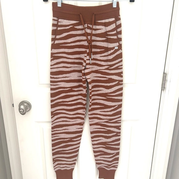 NWOT Soia & Kyo - Verona Zebra Print Joggers - Picture 3 of 5